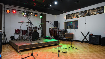 In-Studio Video Recording Rental (Hourly)